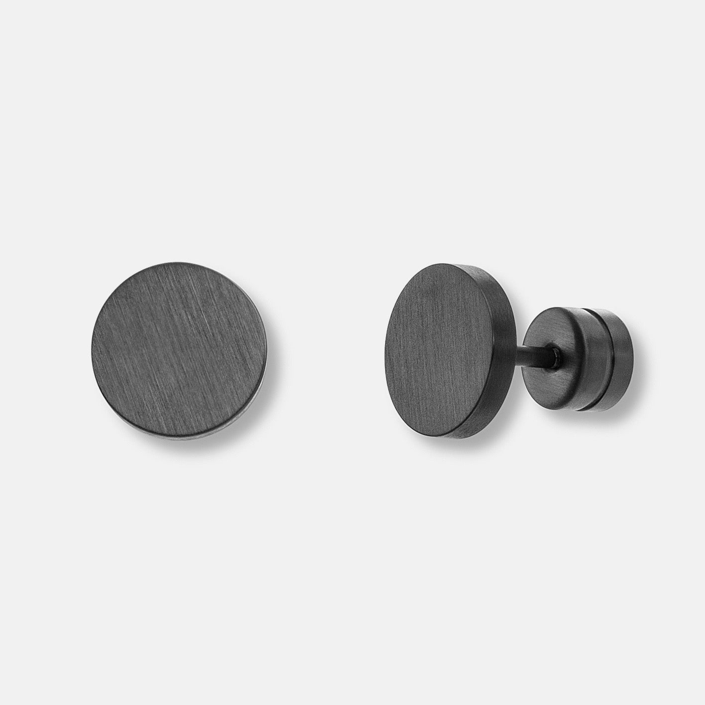 K12 - BLACK STEEL STUD EARRING