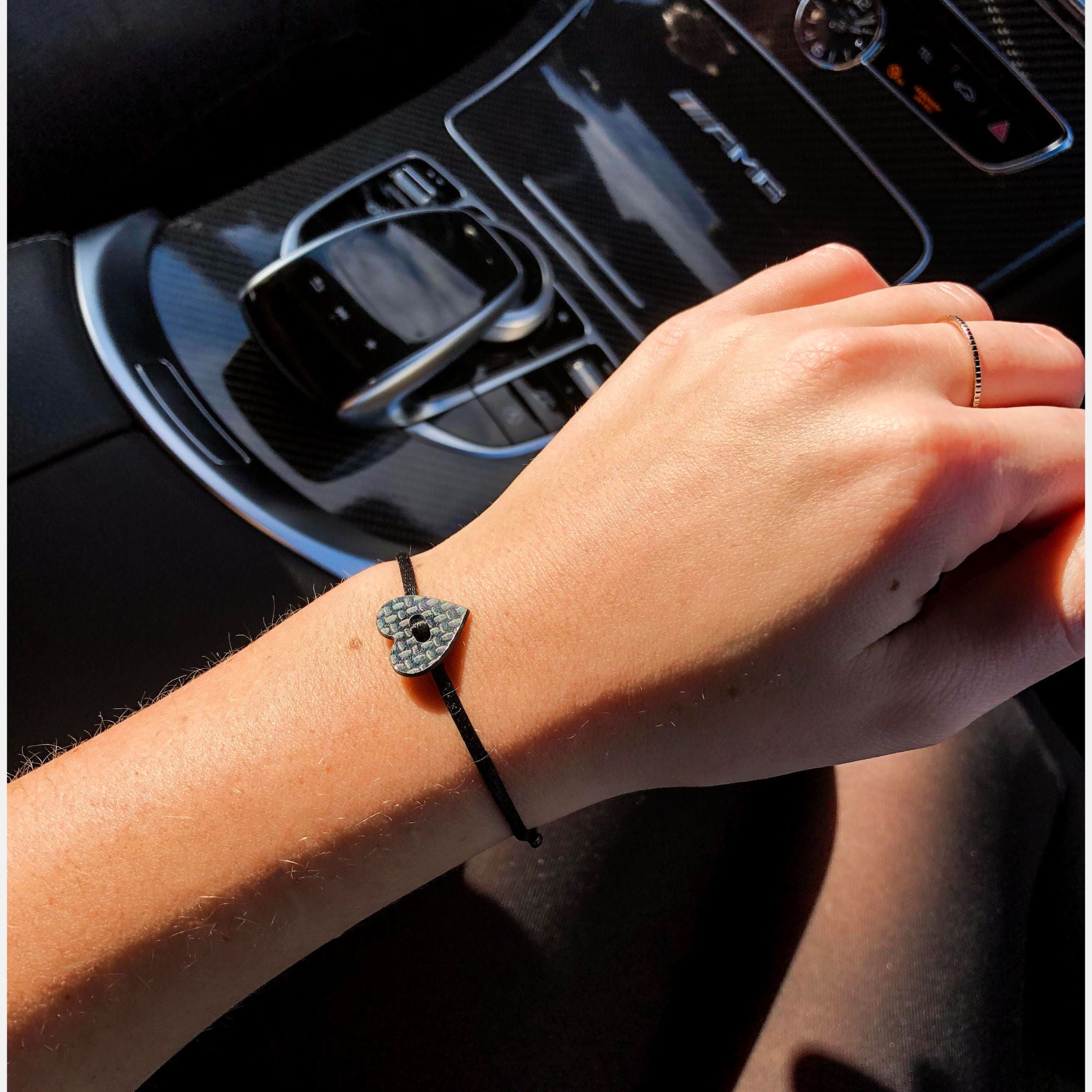 K12 - HEART SATIN BRACELET